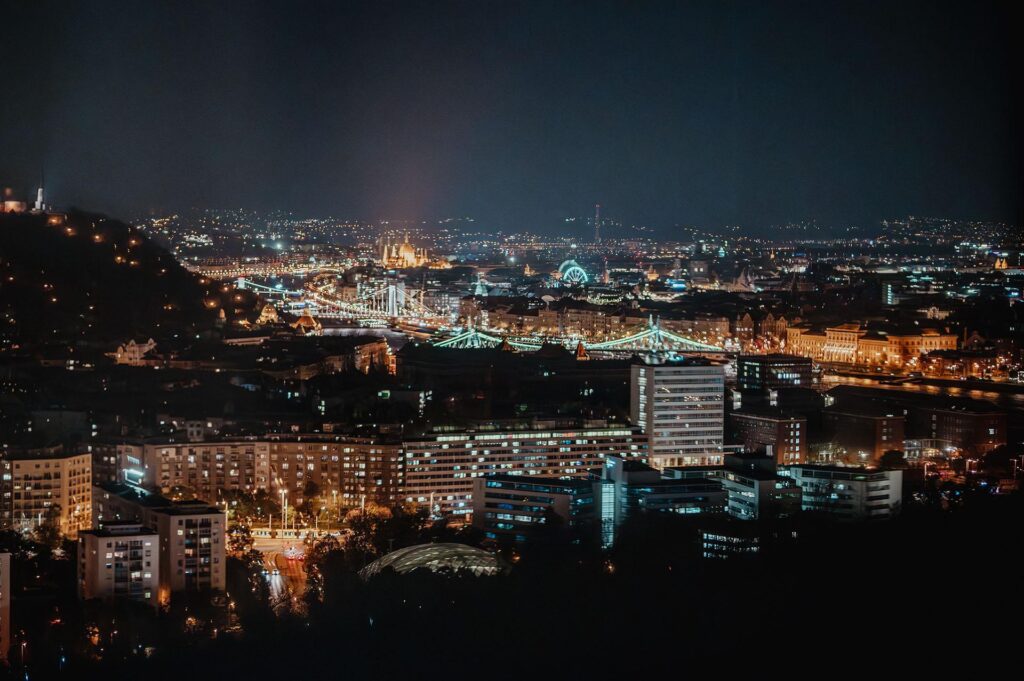 budapest látképe, éjszakai fények