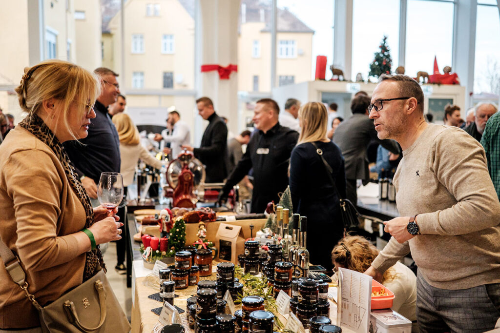 adventi borszalon, pécs