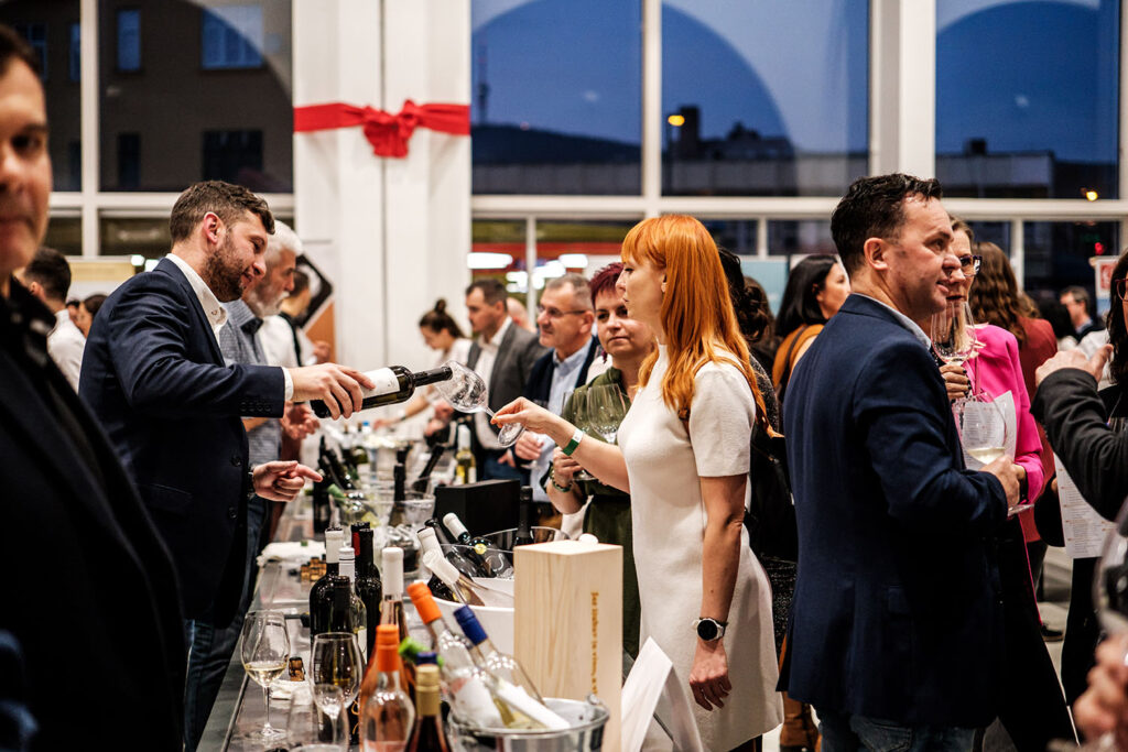 adventi borszalon, pécs