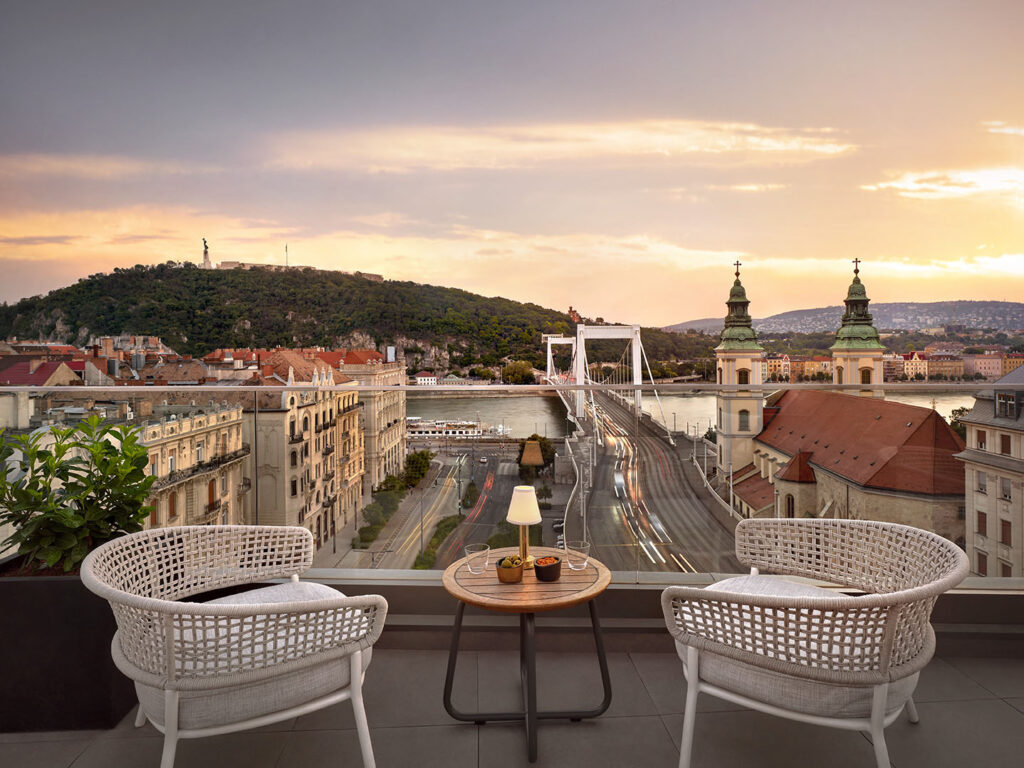 rooftop bár matild
